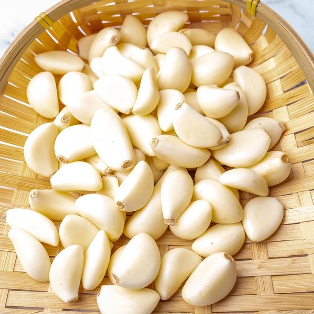 [김치식자재] [순차발송](피어올라 협동조합) 깐마늘 10kg(대)9051
